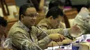 Raker Mendikbud dengan Komisi X membahas laporan pelaksanaan Ujian Nasional dan Ujian Nasional Berbasis Komputer (UNBK) SD, SLTP, SMA dan Sederajat, Jakarta, Rabu (25/5). (Liputan6.com/Johan Tallo)