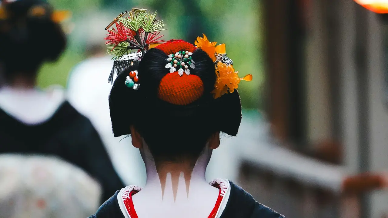 Ilustrasi Model Rambut Jepang (Unsplash)