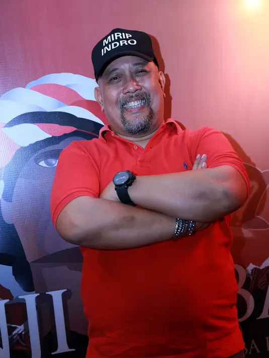 Indro Warkop sangat menyayangi cucunya, diakuinya setiap ia sedang jalan ke pusat perbelanjaan, ia kadang menyempatkan untuk mampir ke toko pakaian anak-anak dan membelikan beberapa baju untuk cucunya. (Wimbarsana K/Bintang.com)