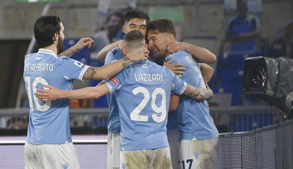 Lazio kembali melanjutkan tren kemenangan usai berhasil manaklukkan Cagliari dengan skor 1-0 pada lanjutan Serie A Italia. (Alfredo Falcone/Lapresse via AP)