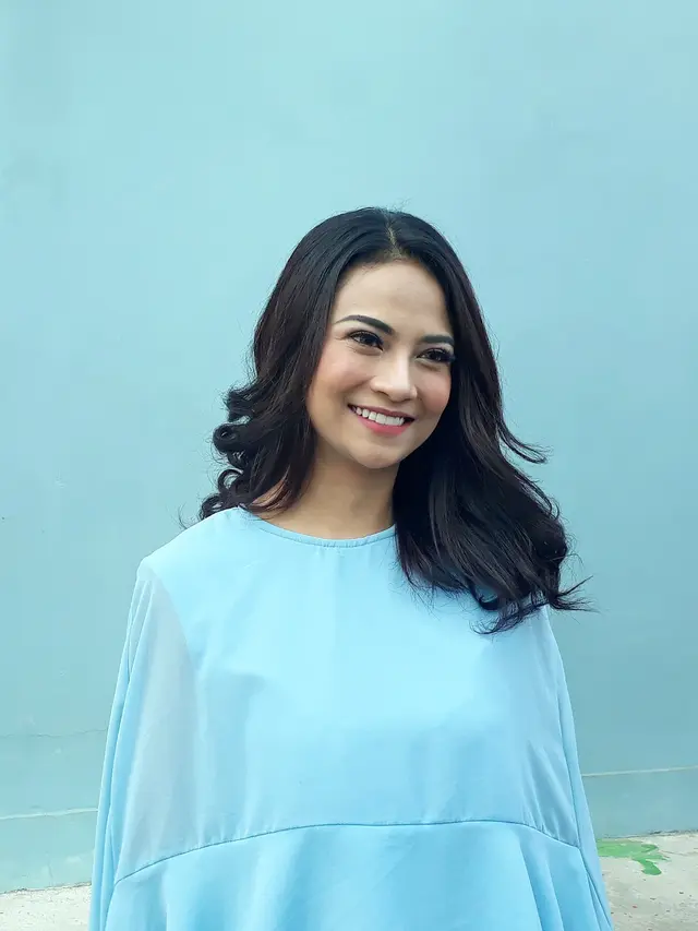 [Bintang] Vanessa Angel