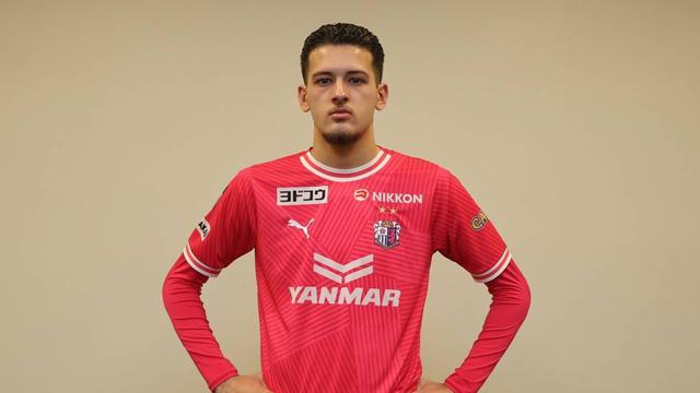 Cerezo Osaka, Justin Hubner