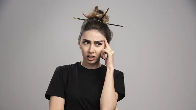 Ilustrasi perempuan muda/freepik.com/azerbaijan_stockers