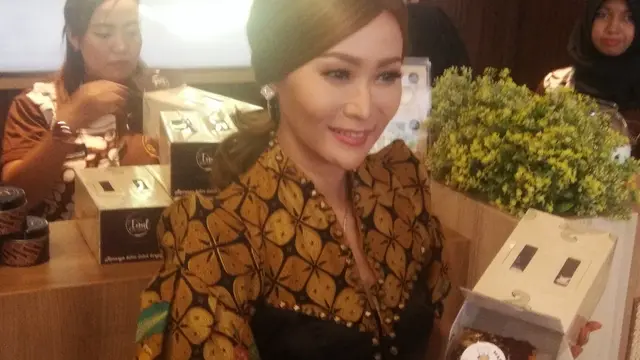 [Bintang] Inul Daratista