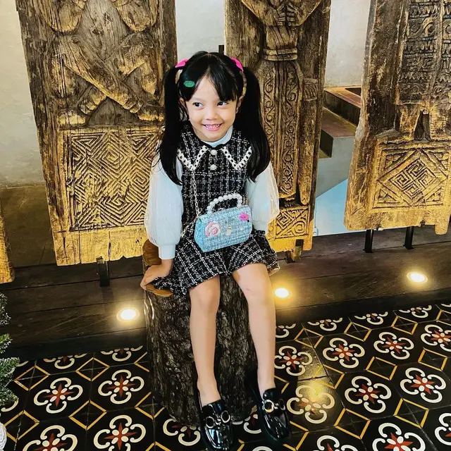 7 Potret Dominique Regina Tambunan, Pemain Dewi Rindu yang Menggemaskan