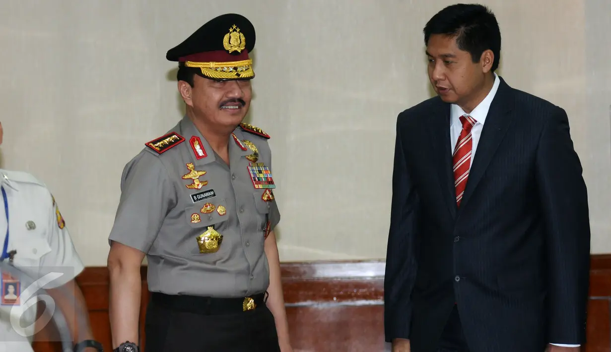 Kepala Badan Intelijen Negara Jenderal Pol Budi Gunawan (kiri) bersama politisi PDIP Maruarar Sirait saat menghadiri pelantikan Komjen Pol Syafruddin sebagai Wakapolri di Rupatama Mabes Polri, Jakarta, Sabtu (10/9). (Liputan6.com/Helmi Fithriansyah)