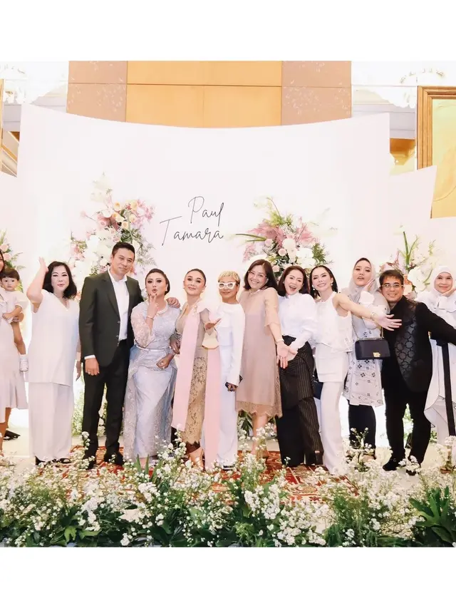 7 Potret Anniversary Pernikahan Tamara Geraldine, Mewah Dihadiri Artis Senior