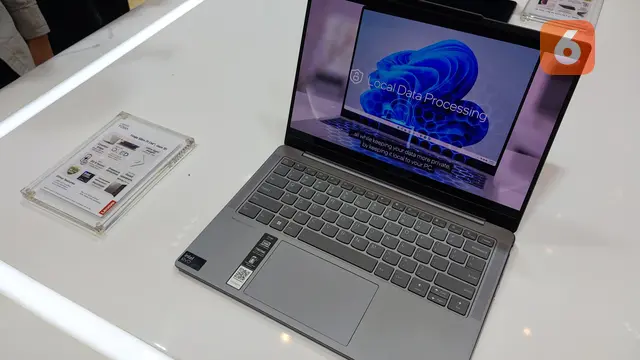 Laptop terbaru Lenovo
