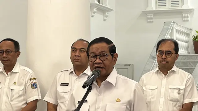 Gubernur DKI Jakarta Pramono Anung di Balai Kota DKI Jakarta, Rabu (24/12/2025).