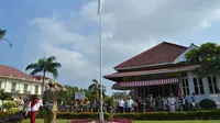 Menjelang hari kemerdekaan 17 Agustus, aroma mistis terasa semakin kuat di kediaman Bung Karno saat diasingkan di Bengkulu (Liputan6.com/Yuliardi Hardjo)