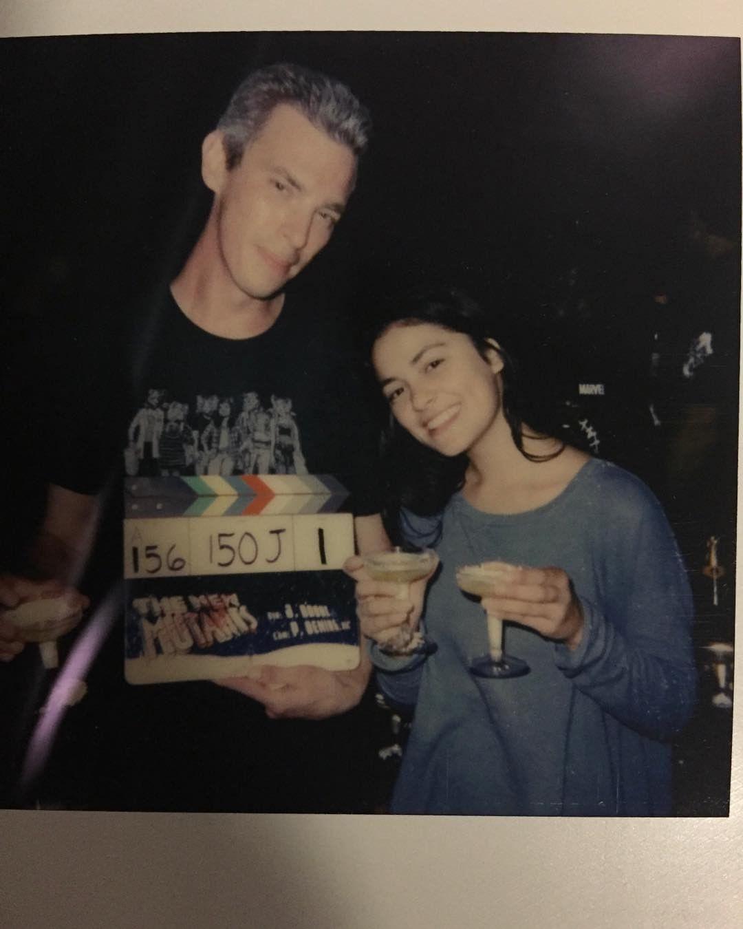 Aktris muda Blu Hunt dan sutradara Josh Boone setelah rampungnya film X-Men: The New Mutants. (Instagram - @joshboonemovies)