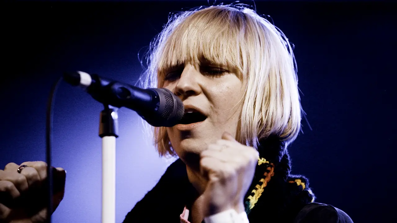 sia furler