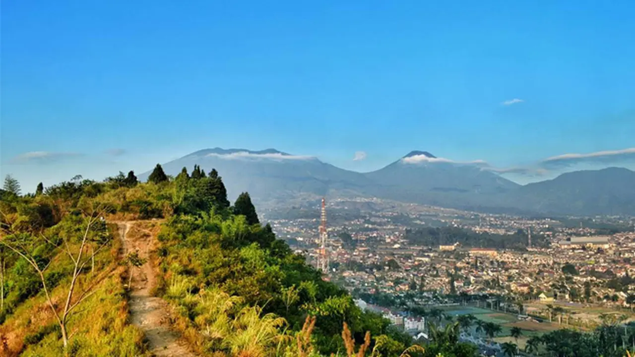 Situs Gunung Kasur, Legenda yang Belum Terkuak Hingga Kini