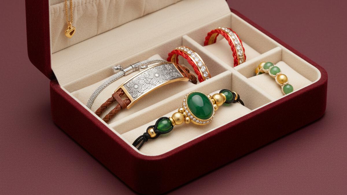 7 Model Gelang Emas Tali Kombinasi untuk Wanita 50 Tahun, Tampil Anggun &amp; Berkelas