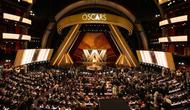 Ajang Academy Awards ke-98 atau Oscars tahun ini kembali menjadi momen penting bagi industri film global. Upacara penghargaan bergengsi yang merayakan karya terbaik dari para sineas, aktor, dan kreator film dunia ini digelar pada 15 Maret 2026 di Dolby Theatre, yang berada di kompleks Ovation Hollywood.  (foto/dok: rolex)
