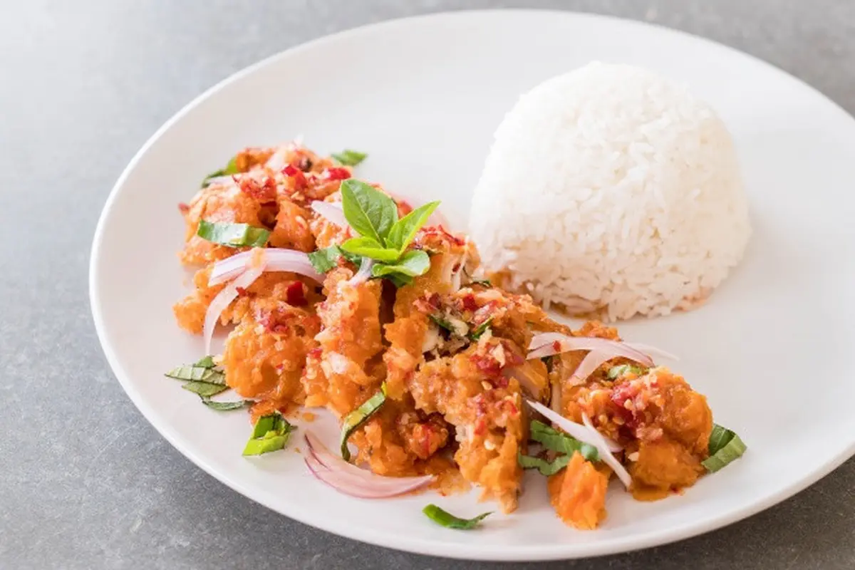 [Bintang] Tak Mengandung Lemak Sama Sekali, Nasi Putih Bisa Bikin Gemuk?