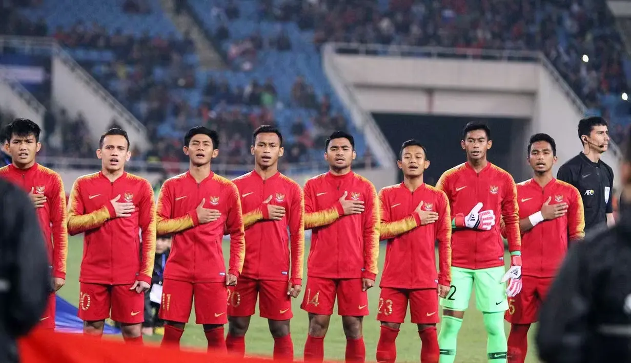 Sebagai kiper timnas Indonesia, tentu Satria Tama memiliki potensi yang hebat. Persebaya Surabaya bergerak cepat untuk mendatangkan Satria Tama. Musim transfer jelang liga bergulir, Satria sudah menjadi pemain Persebaya gantikan Miswar Saputra. (Liputan6.com/IG/@satriatama23)