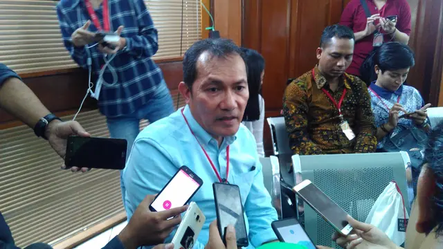 Wakil Ketua KPK, Saut Situmorang, di Pengadilan Negeri Jakarta Selatan. (Rezki Apriliya Iskandar/Liputan6.com)