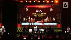 Para calon gubernur DKI Jakarta Ridwan Kamil, Dharma Pongrekun dan Pramono Anung (berdiri dari kiri ke kanan) saat debat kedua Pemilihan Gubernur DKI Jakarta pada Pemilihan Kepala Daerah (Pilkada) Serentak 2024 di Beach City International Stadium, kawasan wisata Ancol, Jakarta Utara, Minggu (27/10/2024). (Liputan6.com/Angga Yuniar)