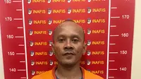 Salah seorang tersangka perampokan turis wanita di Pelabuhan Sunda Kelapa. (dok. Polisi).
