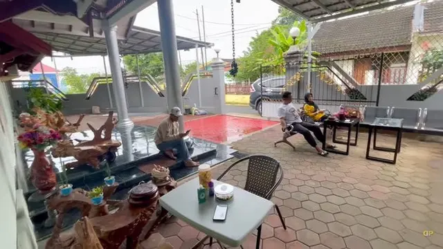 Sederhana, Ini 7 Potret Rumah Dewi Perssik di Kampung Halaman Jember