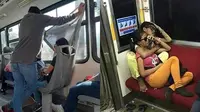 Tingkah Pasangan di Bus Ini Bucin Abis (Ist)