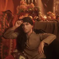 Thariq Halilintar tunjukkan potret terbarunya yang tunjukkan pesona berbeda [@thariqhalilintar]