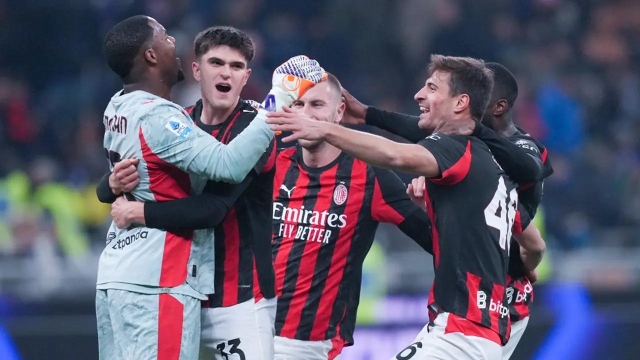 Foto: Gol Tunggal Pulisic dan Penyelamatan Gemilang Maignan Jadi Penentu Kemenangan Milan atas Inter di Liga Italia