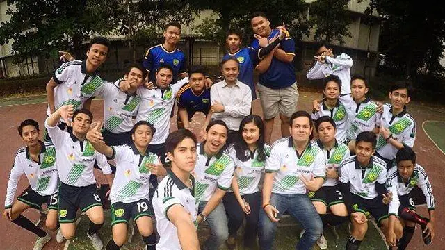 6 Foto Lawas El Rumi saat Sekolah, Akui Pernah Untung Rp 1 Juta per Hari Jual Contekan