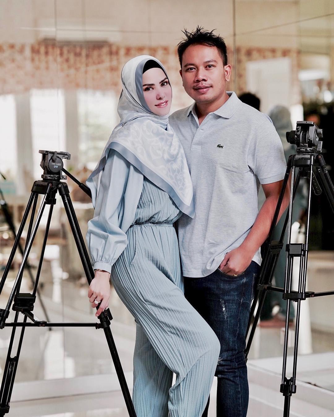 Vicky Prasetyo Difitnah, Angel Lelga Pasang Badan