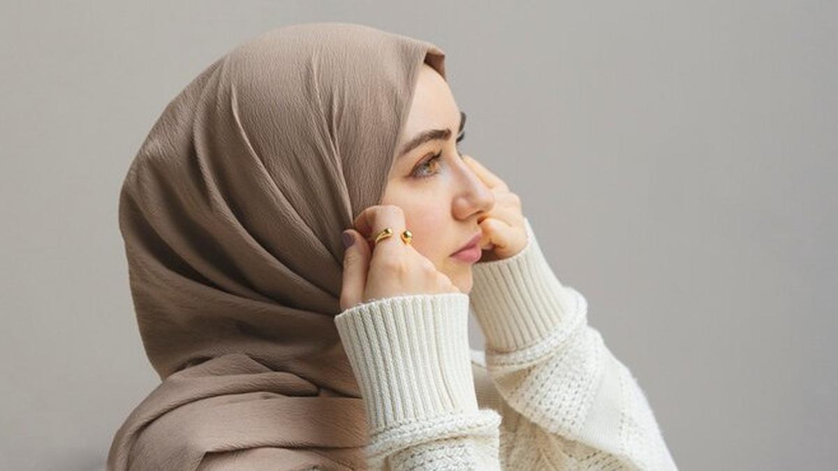 Inspirasi Model Hijab Simpel, Bikin Tampil Elegan saat Silaturahmi Lebaran