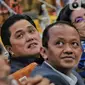 Menteri BUMN Erick Thohir (kanan) bersama Menteri Investasi atau Kepala Badan Koordinasi Penanaman Modal (BKPM) Bahlil Lahadalia (kiri) mengikuti rapat kerja bersama di kompleks Parlemen, Senayan, Jakarta, Kamis (8/9/2022). Rapat kerja antara Komisi VI DPR, Kementerian BUMN, dan Kementerian Investasi tersebut membahas kinerja keuangan BUMN yang terdampak utang luar negeri serta perkembangan investasi di Indonesia pada 2021 dan 2022. (Liputan6.com/Angga Yuniar)