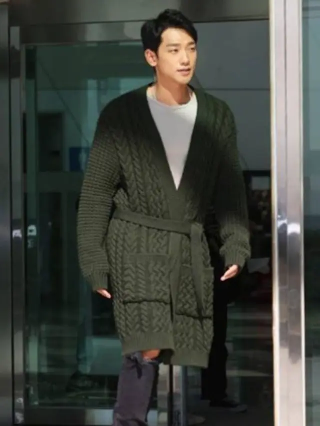 [Bintang] Kim Tae Hee dan Rain