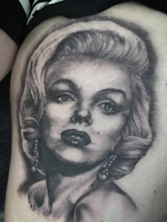 tato wajah artis