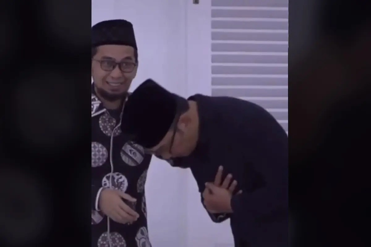 Ridwan Kamil dan Ustaz Adi Hidayat