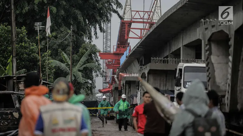 Dua Orang Tewas Akibat Crane Ambruk di Lokasi Proyek di Jatinegara