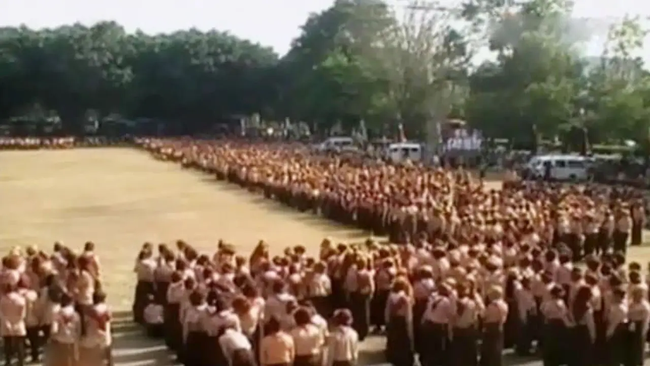 Kilas Indonesia: Siswa Sakit Warnai Apel Akbar Pramuka di Sleman