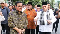 Di Museum MH Thamrin, Pramono Anung dan Rano Karno melakukan pertemuan dengan mantan Gubernur DKI Jakarta Fauzi Bowo. (Liputan6.com/Herman Zakharia)