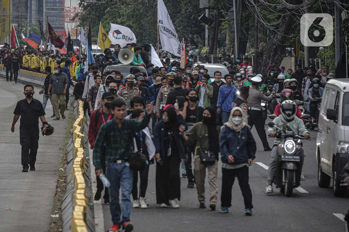 Aksi Demo BEM di Kawasan Harmoni