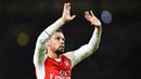 4. Francis Coquelin – Tidak konsistenya permainan dari pria asal Prancis ini membuat Arsenal bersiap untuk menjualnya. Pemain berusia 26 tahun itu  sering melakukan hal-hal tak perlu, seperti pelanggaran hingga sampai diusir wasit. (AFP/Glyn Kirk)