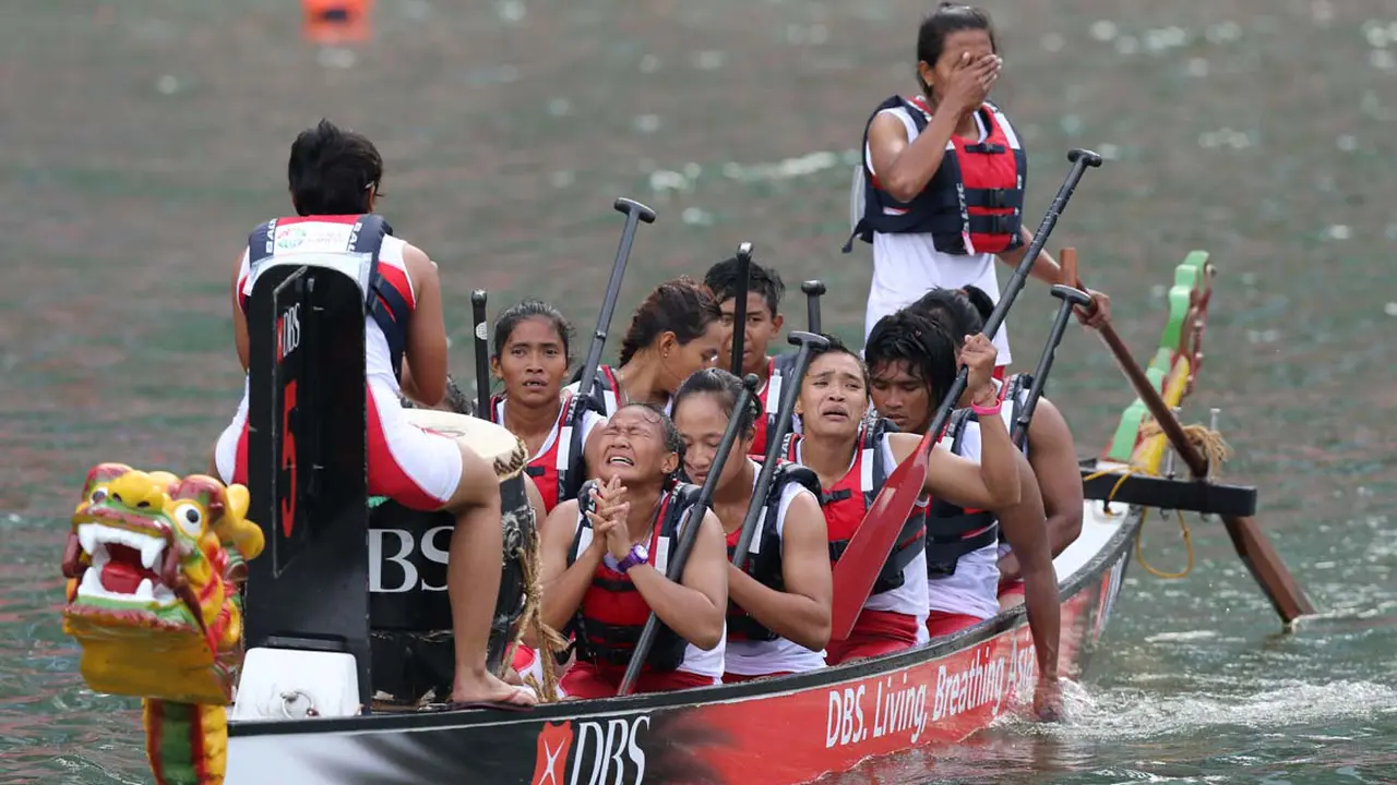 20150606AB_PerahuNaga12Kru200mPutri_06