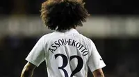 Tottenham Hotspur's French defender Benoit Assou-Ekotto during their FA Cup quarter final replay football match against Bolton Wanderers at White Hart Lane in London, on March 27, 2012. AFP PHOTO / GLYN KIRK