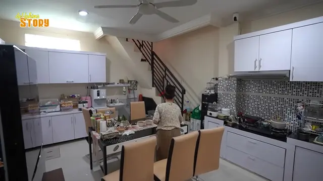 Desain Musala Rumah Ayu Ting Ting/ Youtube DeHakims Story