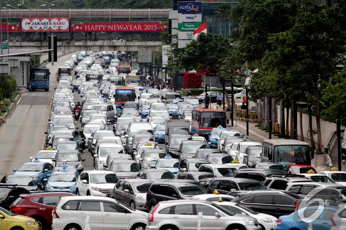 Demo Pengendara Motor Bikin Bundaran HI Macet Panjang