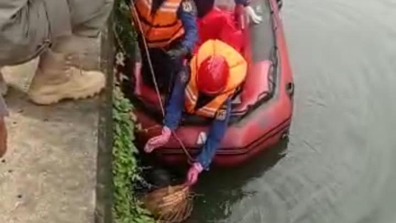 Petugas PPSU Ditemukan Meninggal di Kali Sentiong