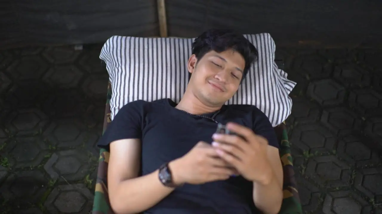 Kisah Cinta Anak Tiri
