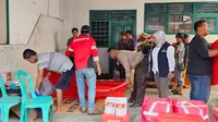 Penyaluran bantuan penanganan bencana banjir di DKI Jakarta oleh Kemensos. (Foto: Istimewa)
