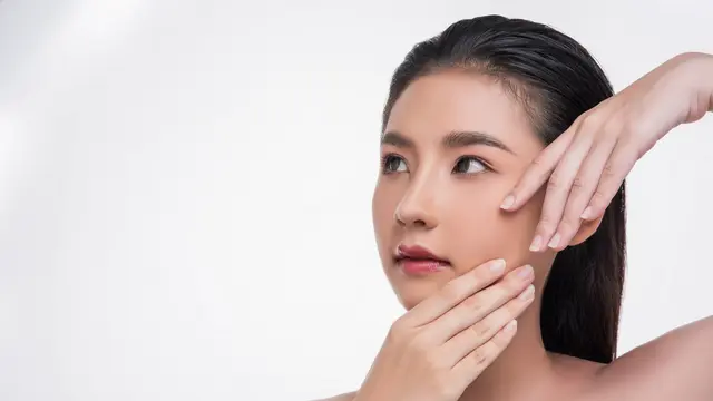 Ilustrasi perempuan awet muda/freepik.cm/jcomp