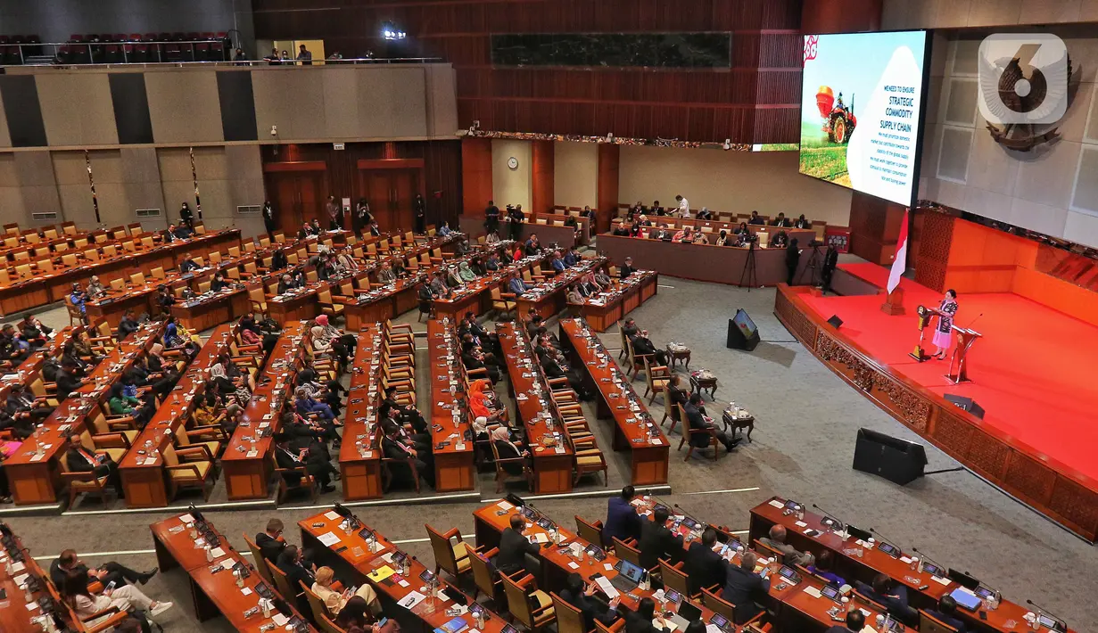 Suasana pertemuan Parliamentary Forum in the Context of the G20 Speaker Summit (P20) di Gedung Nusantara II, Kompleks Parlemen, Jakarta, Rabu (5/10/22). Forum membahas inter-parliamentary forum P20 yang dihadiri delegasi parlemen negara-negara G20 membahas tentang peran parlemen dalam memperkuat Multilareralisme di abad 21 dalam menyelesaikan berbagai krisis global. (Liputan6.com/Angga Yuniar)