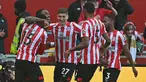 Brentford menjadi tim promosi terbaik musim ini di Liga Inggris. Meski cuma bersaing di papan tengah, nasib mereka lebih baik dibanding Norwich dan Watford yang berpeluang terdegradasi kembali. Dalam perjalanannya, Brentford sukses menang atas 5 klub mapan berikut. (AFP/Justin Tallis)